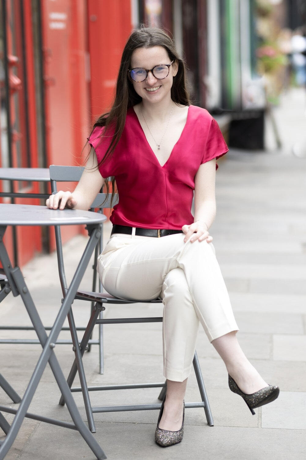 About Me - Karis Gill Karis Gill leads storytelling workshops across the UK.